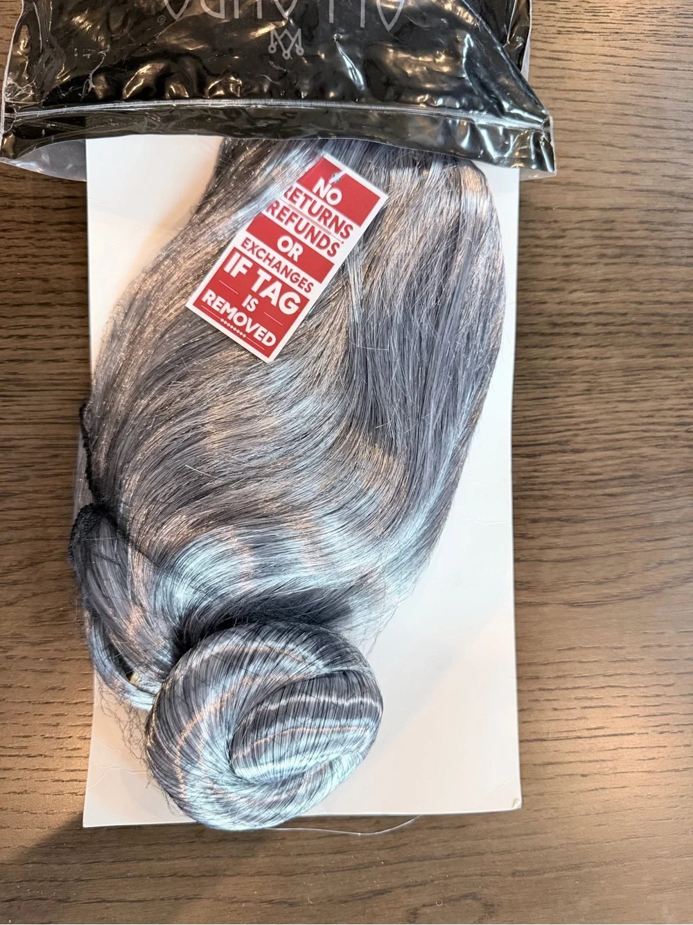 NWT Classic Grey Nanna Bun Wig - Grey